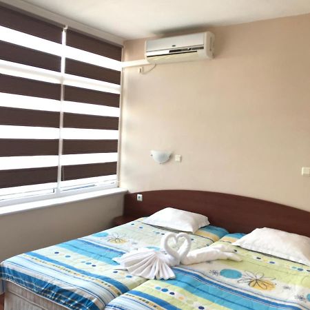 Red House Guest House Nesebar Luaran gambar