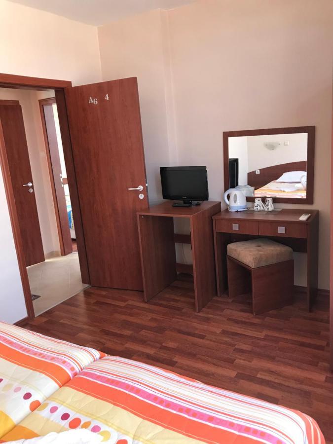Red House Guest House Nesebar Luaran gambar