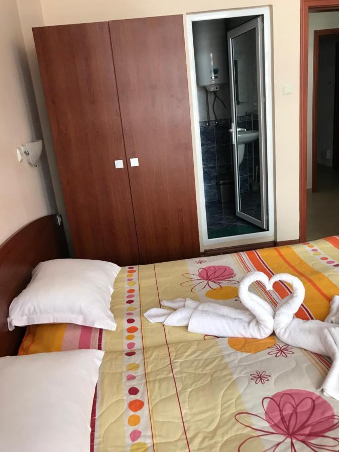 Red House Guest House Nesebar Luaran gambar