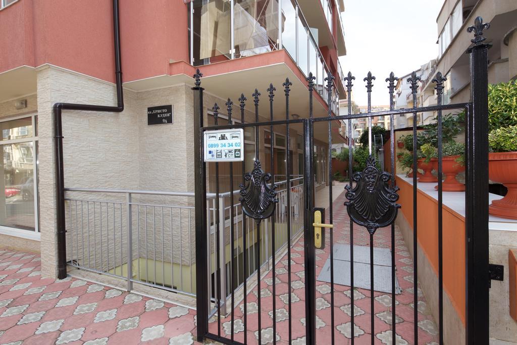 Red House Guest House Nesebar Luaran gambar