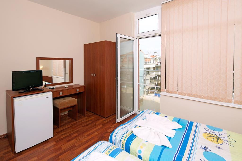 Red House Guest House Nesebar Luaran gambar