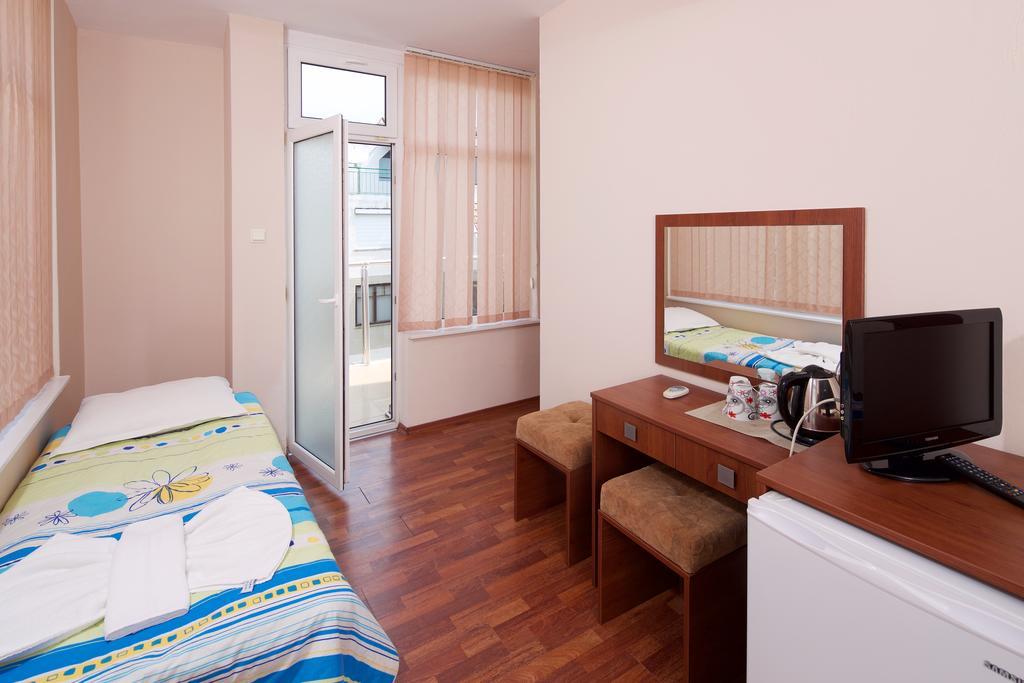 Red House Guest House Nesebar Bilik gambar