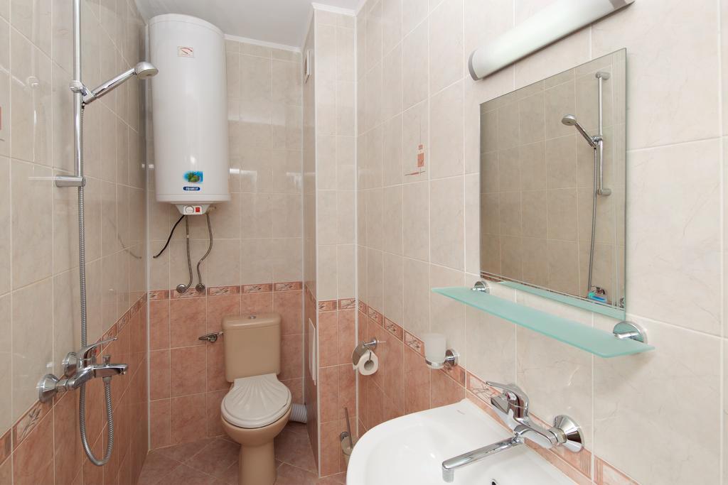 Red House Guest House Nesebar Bilik gambar
