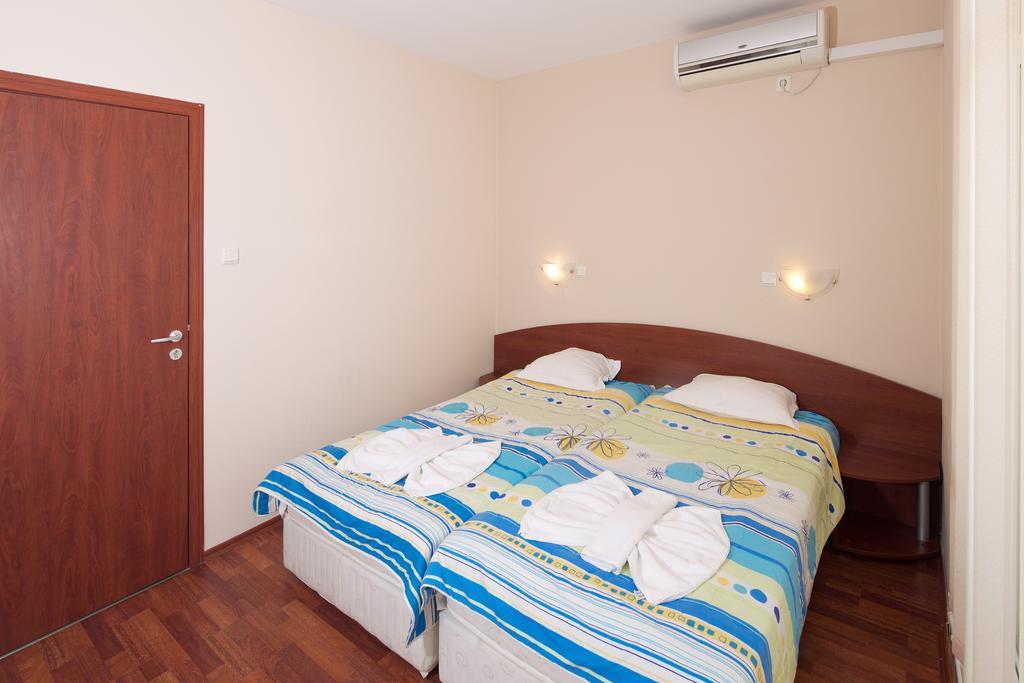 Red House Guest House Nesebar Luaran gambar